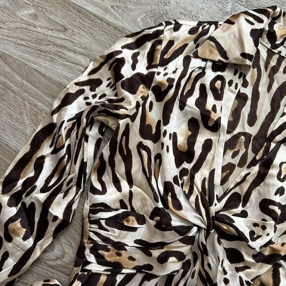 Cache Silk Leopard Print Blouse - Picture 2 of 8